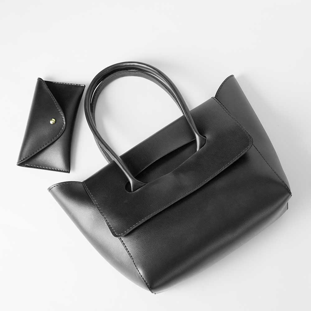Globe Black Bag