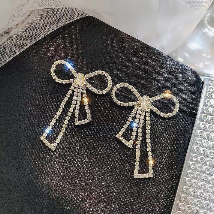 Sparkles Large Bow - Earring