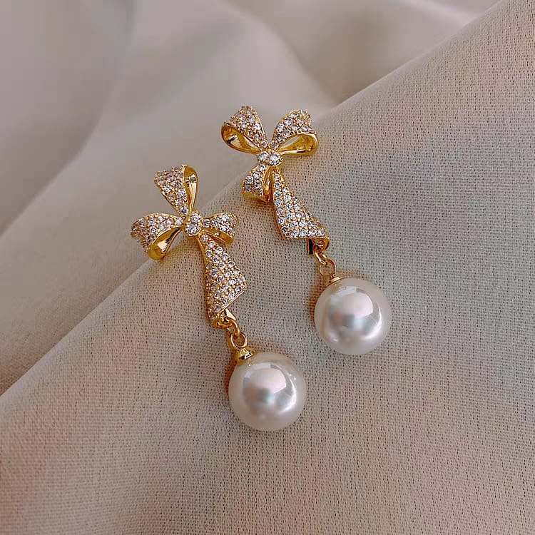 Bow Pearl Drops Golden - Earrings