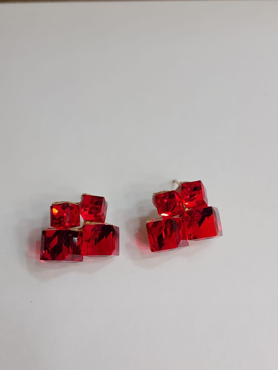 Sparkling Crystal Cube - Earrings