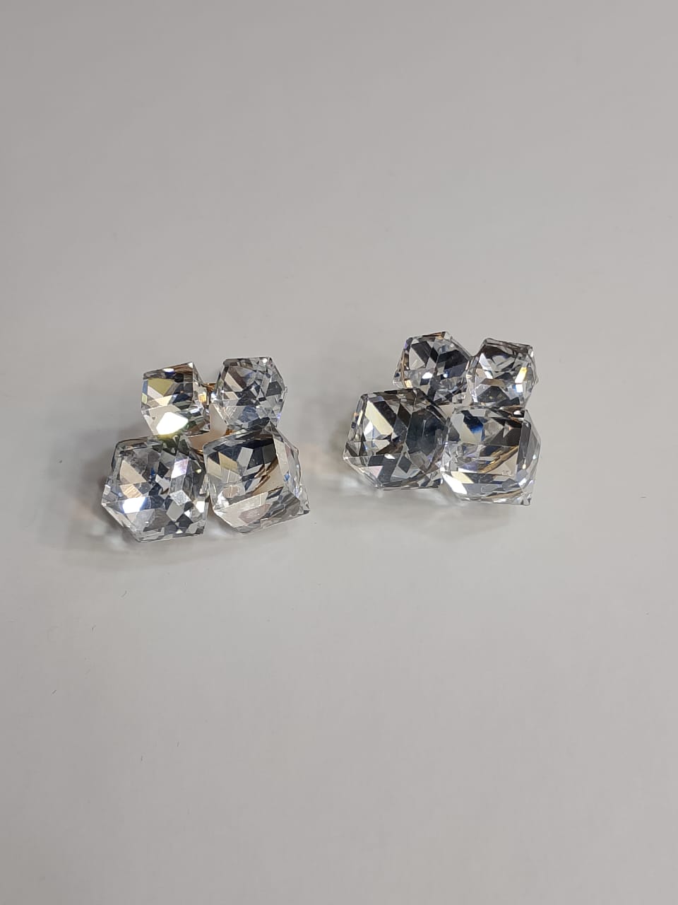 Sparkling Crystal Cube - Earrings