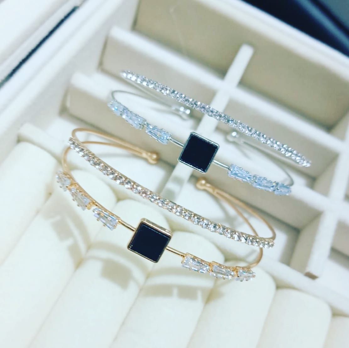 Classy Square Handcuff Style 4 - Bracelet
