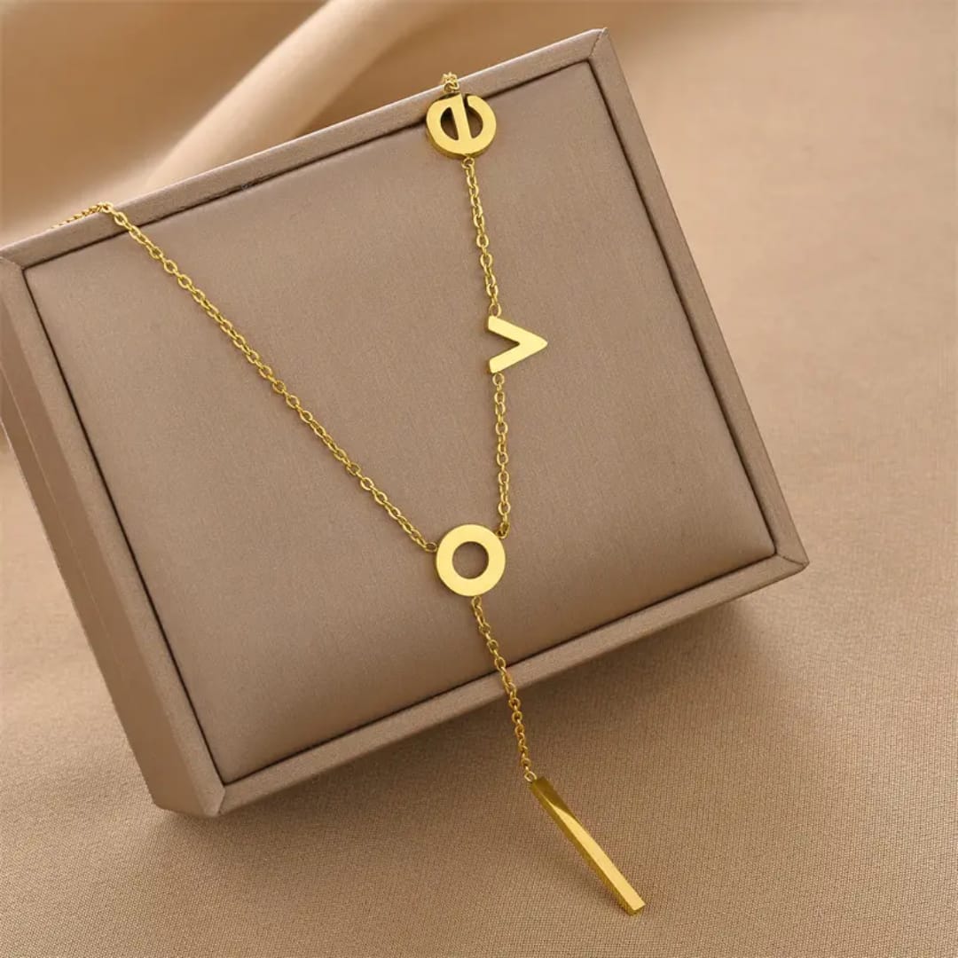 Luxury Love Letter Pattern Charm - Necklace
