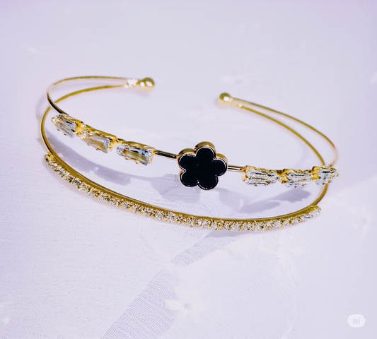 Classy Handcuff Style 2 - Bracelet