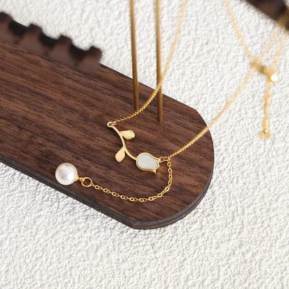 Tulip Pearl Pendant - Necklace