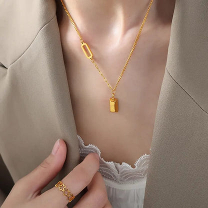 Marka Square Hollow Pendant - Necklace