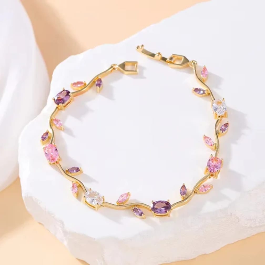 Elegant Golden Tulip - Bracelet
