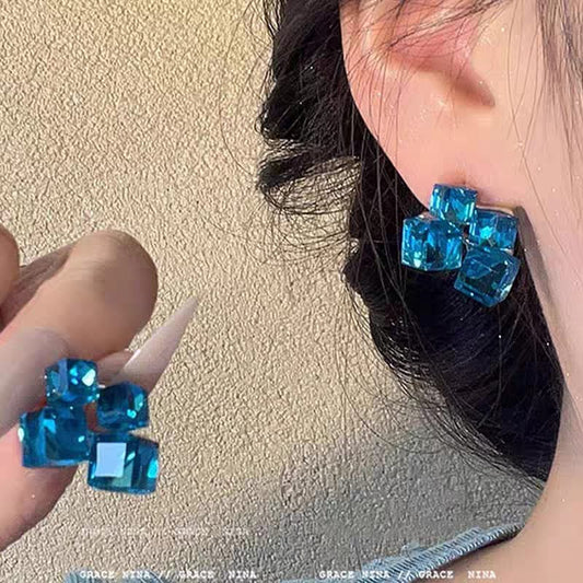 Sparkling Crystal Cube - Earrings