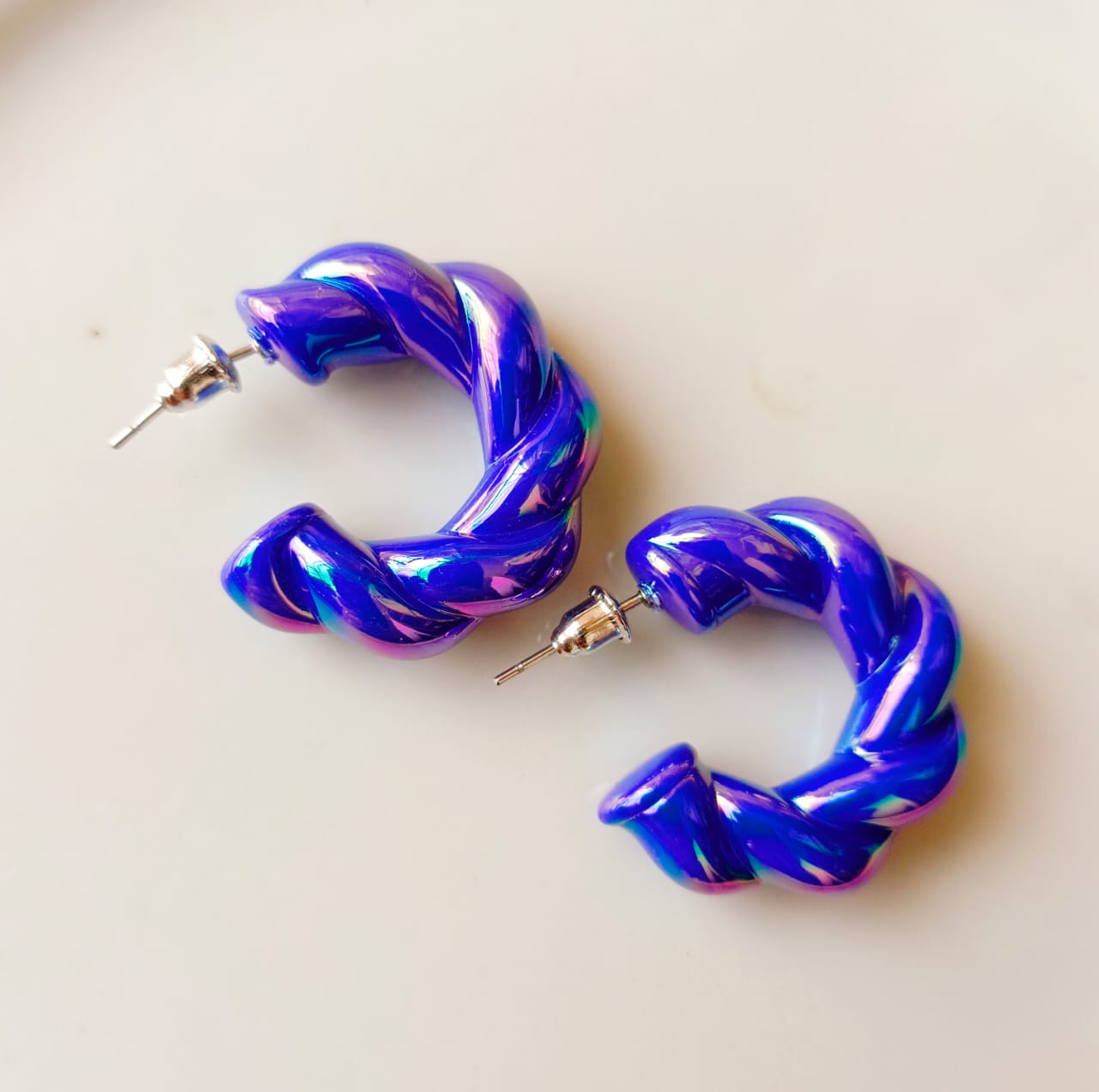 Curl hoop -  Earrings