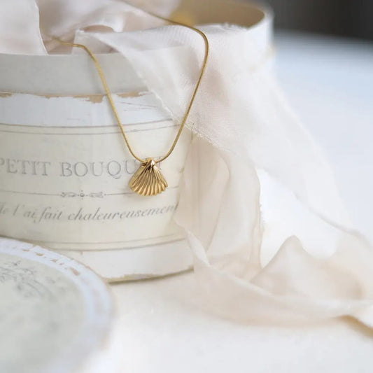 Metal Shell Pendant - Necklace