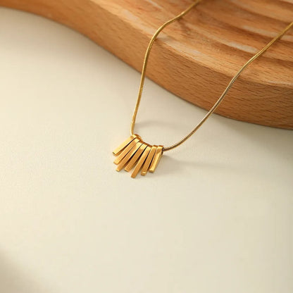 Radiant Rays Pendant - Necklace