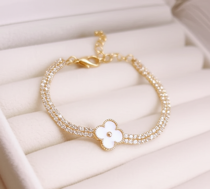 Sparkling Clover Shaped - Bracelet, Stylish Everyday Jewelry by The Leather Jewel