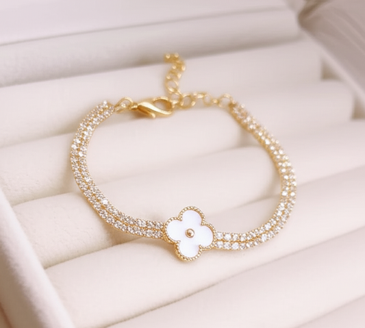 Sparkling Clover Shaped - Bracelet, Stylish Everyday Jewelry by The Leather Jewel