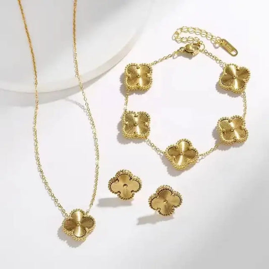 Stylish Gold Clover - Jewelry Set