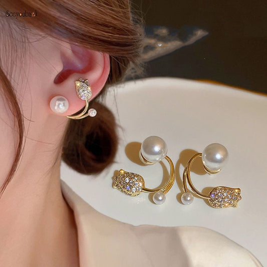 Tulip Pearl Stud - Earrings