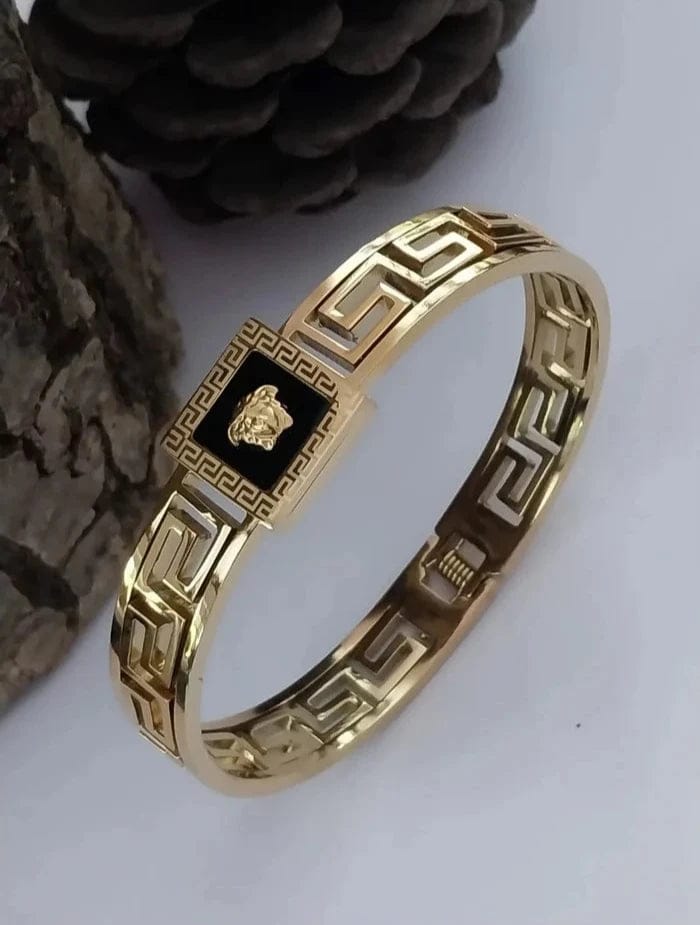 Unique Cubic Design - Bracelet